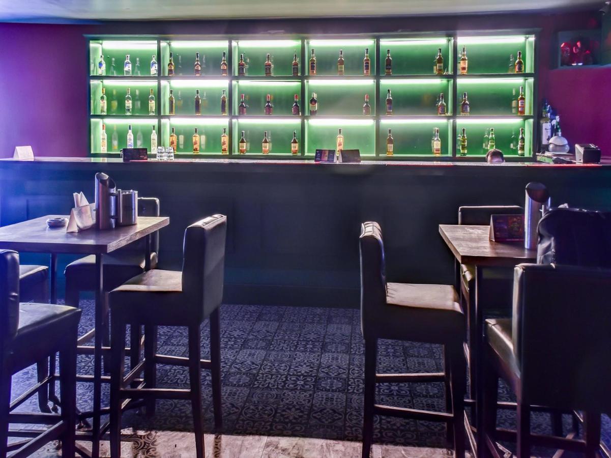 Oyo 78471 Hotel Platinum Bilāspur Eksteriør billede