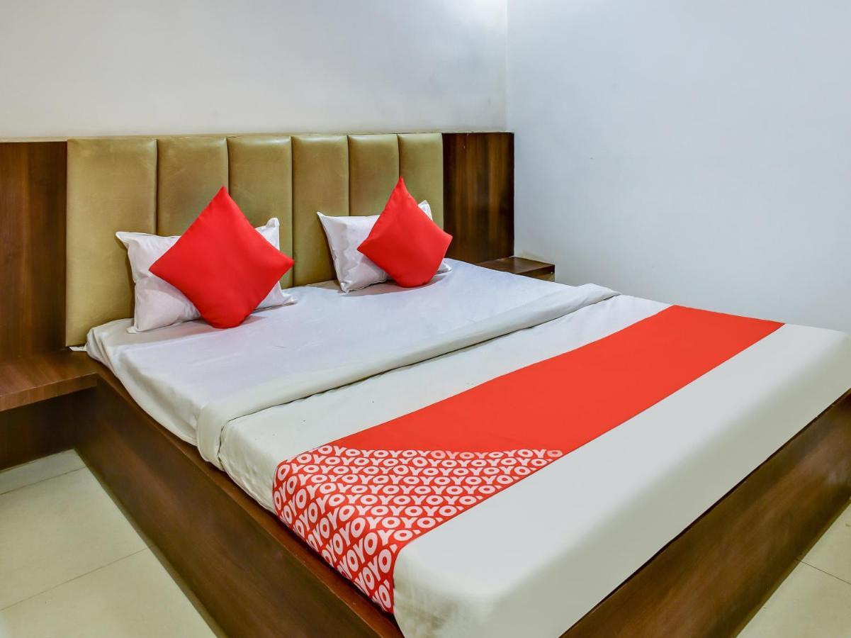 Oyo 78471 Hotel Platinum Bilāspur Eksteriør billede